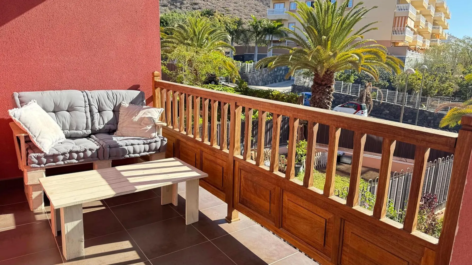 Apartamento De Lujo En Residencial El Mocan Palm-mar